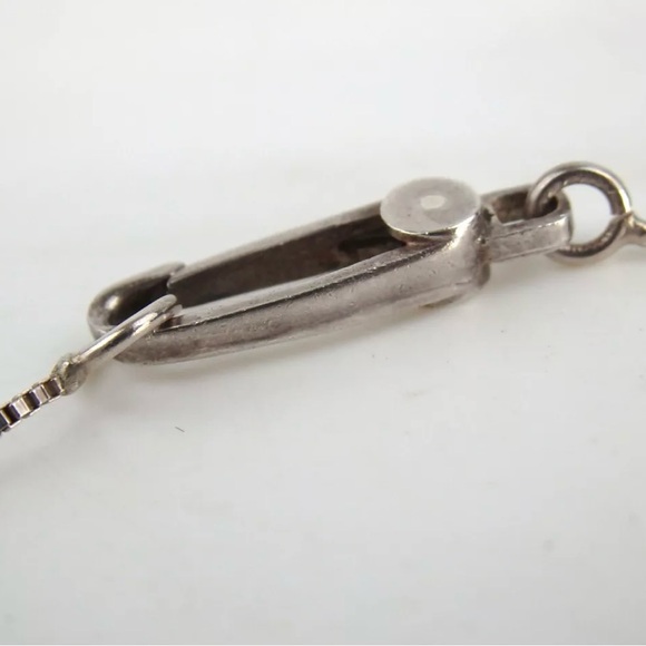 Gucci Silver 925 Cross Necklace - Picture 6 of 12